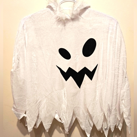 Halloween Brcus Kids White Ghost Cloak - size M (4-6 yo) - Picture 6 of 7